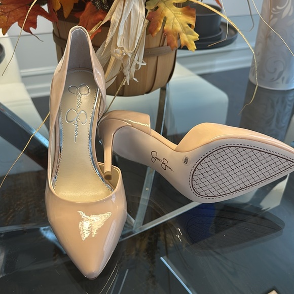 🌟 NWOB Jessica Simpson Prizma D'Orsay Pumps (Nude) - Picture 2 of 5